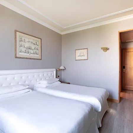 Hotell Royal Garden Milano 4*