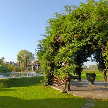 Szálloda Royal Garden Milano 4*