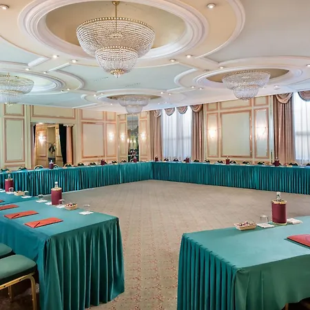 Royal Garden Milano 4* Assago