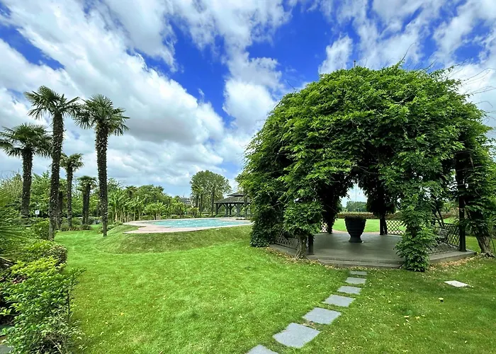 Royal Garden Milano 4*